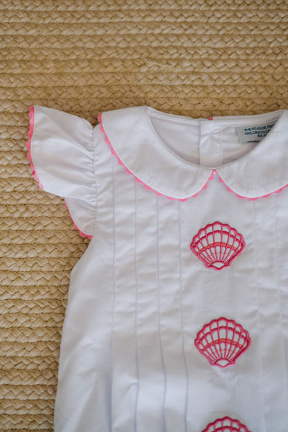 Savannah Shell Embroidered Diaper Set