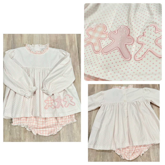 November Arrival Pink Gingerbread Applique Pima Diaper Set